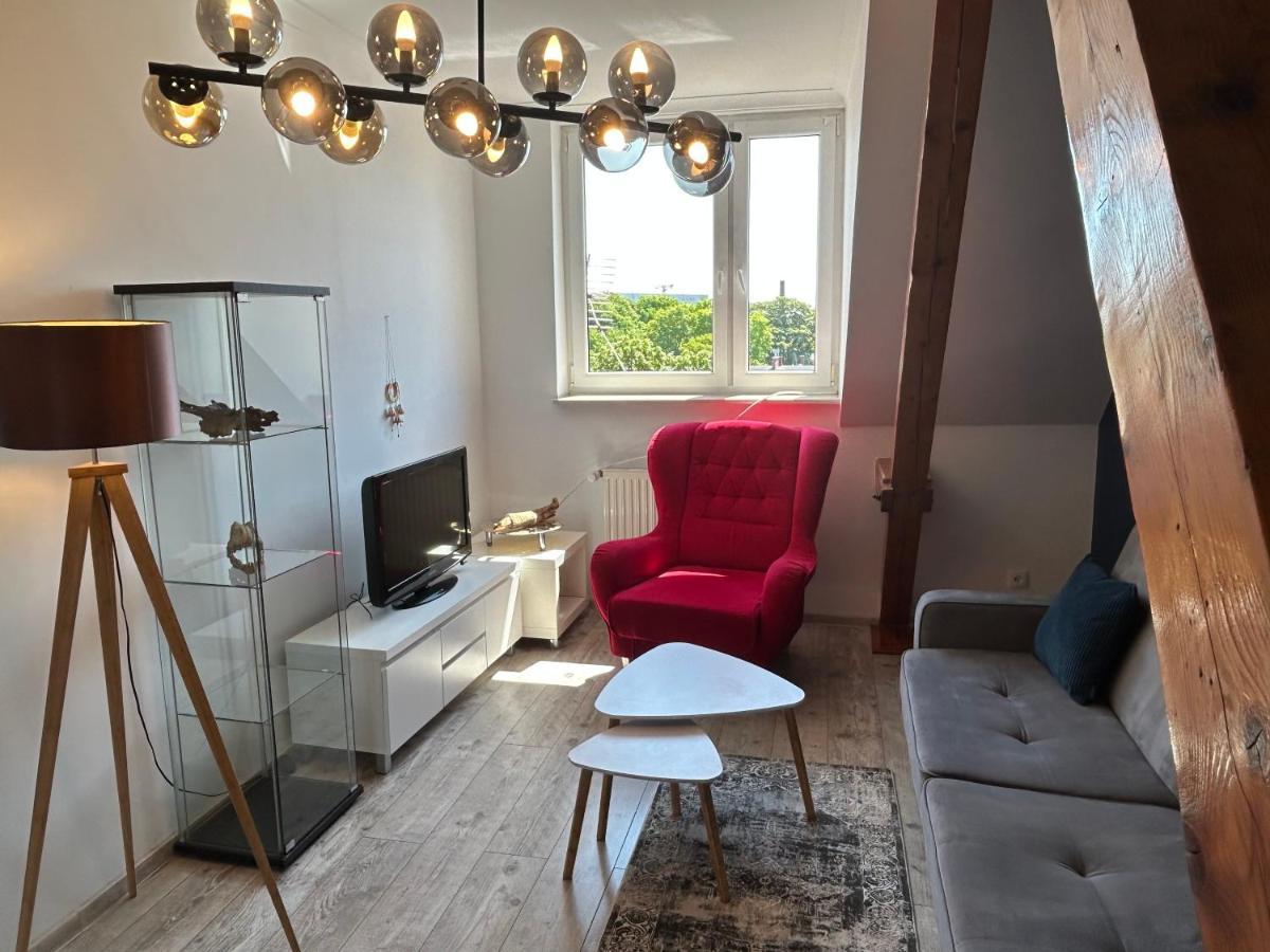 كولوبرزيغ Near To The Beach & City Centre Apartment Jagiellonska المظهر الخارجي الصورة