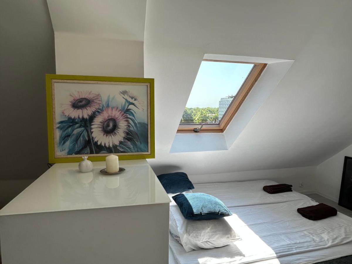 كولوبرزيغ Near To The Beach & City Centre Apartment Jagiellonska المظهر الخارجي الصورة